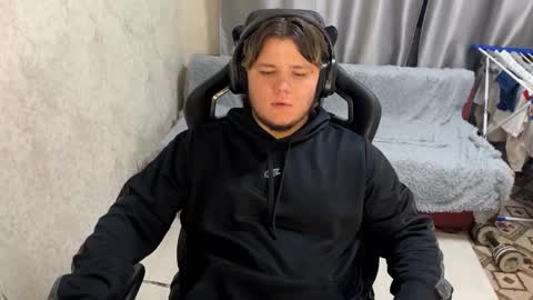 desiredude9 online show from 09.13.25