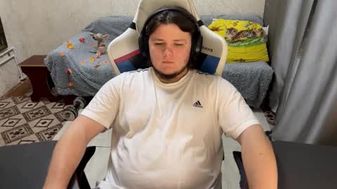 desiredude9 online show from 10.20.25