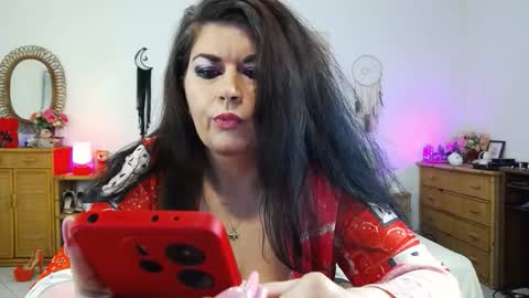 HellenMoon online show from 03.11.26