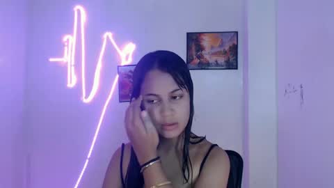 Snapshot of dess_morena chatting on 06.21.26 Dess online show from 06.21.26