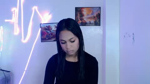 Snapshot of dess_morena chatting on 06.28.26 Dess online show from 06.28.26