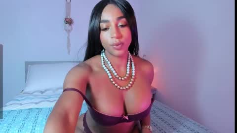 Destinne Mill online show from 02.10.25