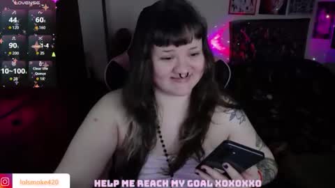 Snapshot of destroyall420 chatting on 11.24.25 Lola Bdsm and fries online show from 11.24.25