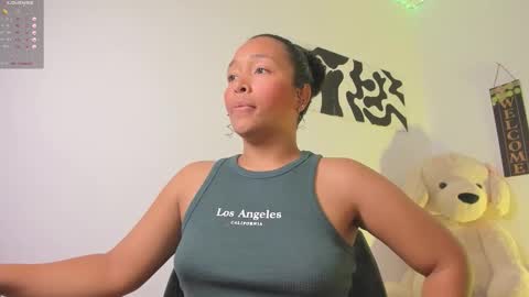 desty_y online show from 11.26.25