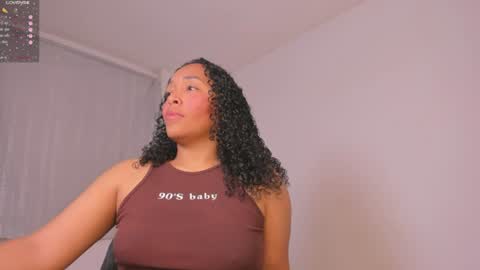 Snapshot of desty_y chatting on 07.16.26 desty_y online show from 07.16.26