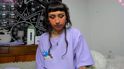 Gi HELP ME REACH 50 THUMPS UP 3 online show from 01.12.25