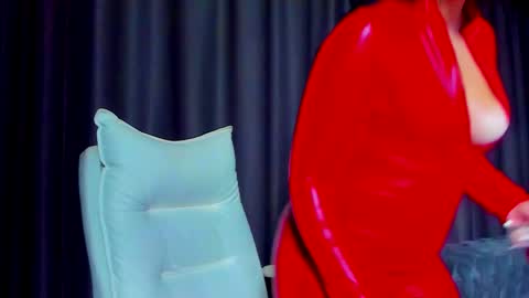 Snapshot of devashaqueen chatting on 09.12.25 Devasha online show from 09.12.25