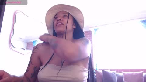 devi_black_13_ online show from 02.09.26