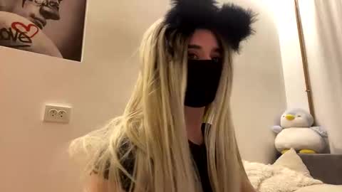 Emily online show from 10.27.25