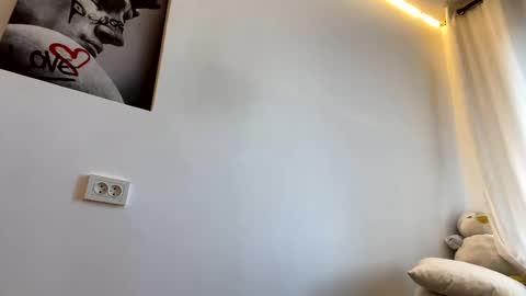 Emily online show from 11.25.25