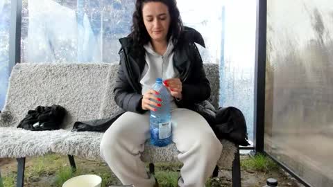 Snapshot of devileanna chatting on 11.20.25 Anna online show from 11.20.25