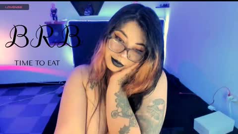 Snapshot of devilfox29 chatting on 10.16.25 L I NA online show from 10.16.25