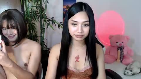 Snapshot of devine_goddessx chatting on 02.14.25 Devine Greyson online show from 02.14.25