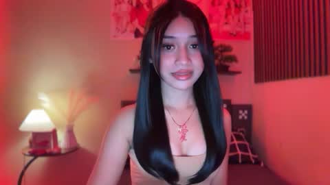 Snapshot of devine_goddessx chatting on 10.11.25 Devine Greyson online show from 10.11.25