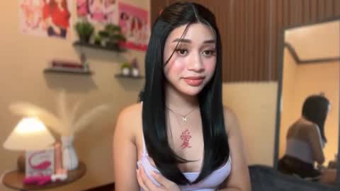 Snapshot of devine_goddessx chatting on 02.09.26 Devine Greyson online show from 02.09.26