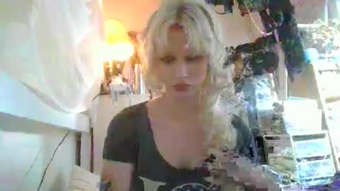 devonhollywood online show from 04.12.26