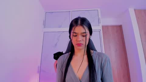 Sara 3 online show from 05.14.26
