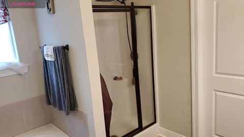 Dextercollins online show from 12.18.24