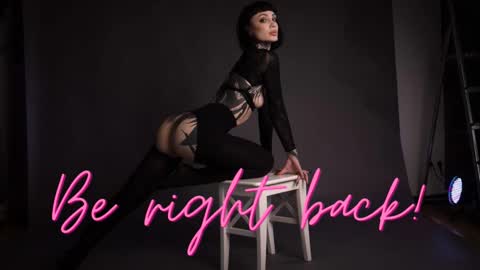 dgtlgrl online show from 09.23.25