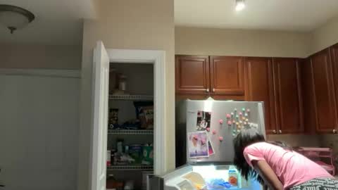 Dolly online show from 02.03.26