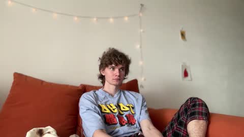 Snapshot of di_n_alex chatting on 09.27.25 Di Alex online show from 09.27.25