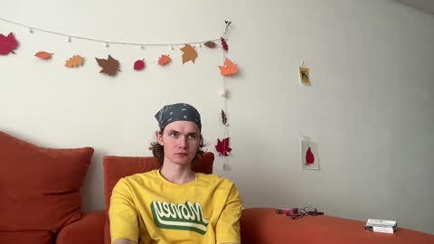 Snapshot of di_n_alex chatting on 11.15.25 Di Alex online show from 11.15.25