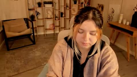 Dia online show from 09.19.25