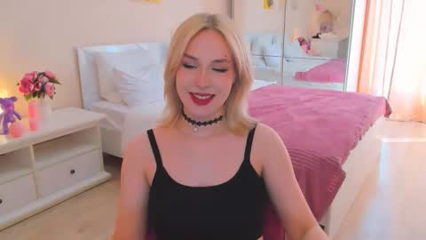 Snapshot of diamond_milady chatting on 05.24.26 diamond_milady online show from 05.24.26
