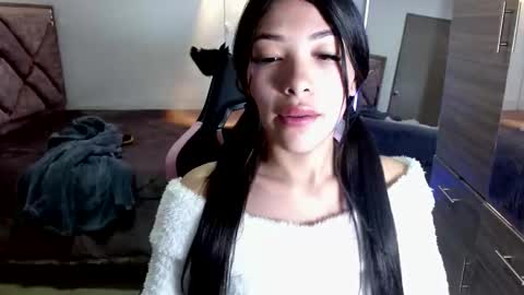 Snapshot of diamondgold28 chatting on 11.27.25 diamondgold28 online show from 11.27.25