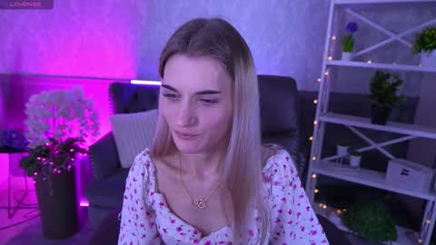 Snapshot of diamondnina chatting on 02.01.26 DiamondNina online show from 02.01.26