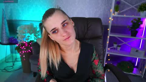 Snapshot of diamondnina chatting on 02.07.26 DiamondNina online show from 02.07.26