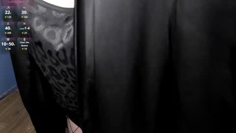 Snapshot of diana__rose chatting on 03.22.26 diana__rose online show from 03.22.26