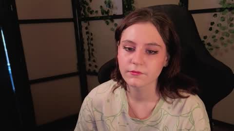 Snapshot of diana_floweri chatting on 03.27.26 Diana online show from 03.27.26