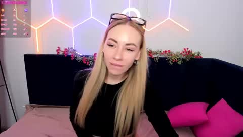 Diana  online show from 01.11.25