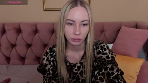 Diana  online show from 02.23.25