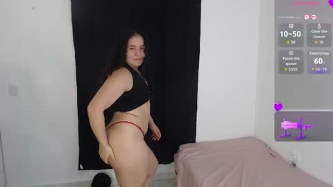 Snapshot of diana_muscle chatting on 07.14.26 diana online show from 07.14.26