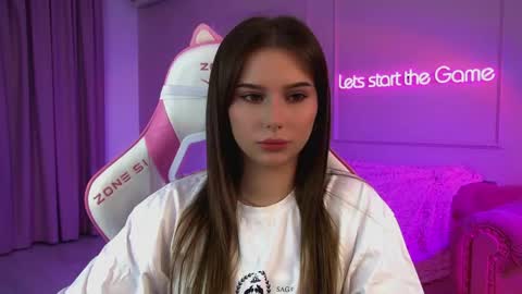 Snapshot of dianabecker chatting on 05.07.26 Diana online show from 05.07.26