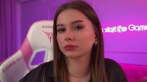 Snapshot of dianabecker chatting on 06.01.26 Diana online show from 06.01.26
