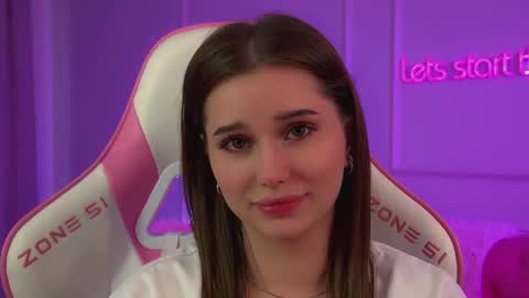 Snapshot of dianabecker chatting on 06.03.26 Diana online show from 06.03.26