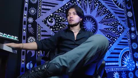 DICAPRIO online show from 02.11.25