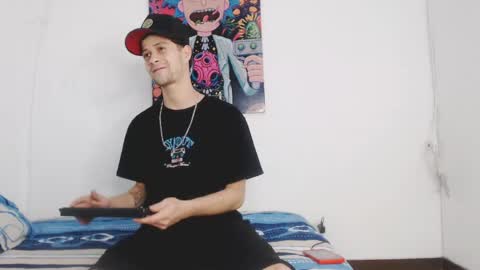 Snapshot of dick_boy_18 chatting on 05.15.26 dick_boy_18 online show from 05.15.26