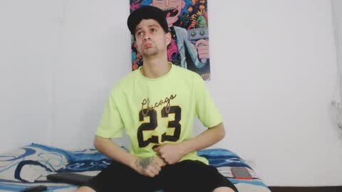Snapshot of dick_boy_18 chatting on 05.27.26 dick_boy_18 online show from 05.27.26