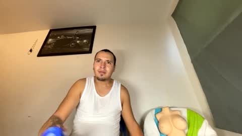 Snapshot of dickemdown93est chatting on 10.29.25 dickemdown93est online show from 10.29.25