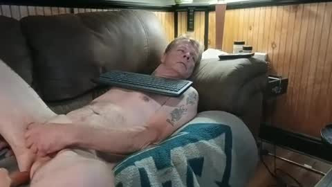 Snapshot of dickfitzwell1234762678 chatting on 07.18.26 heywoodjablomey online show from 07.18.26
