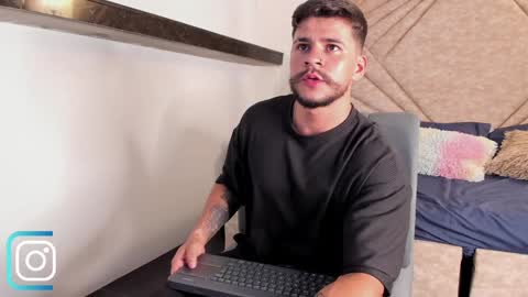 Snapshot of dickgriffith chatting on 01.18.25 Dick Griffith online show from 01.18.25