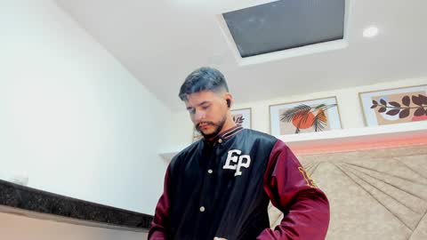 Snapshot of dickgriffith chatting on 02.04.25 Dick Griffith online show from 02.04.25