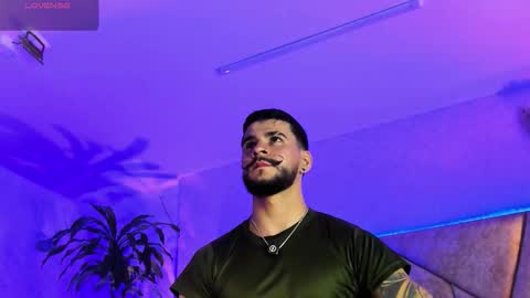 Snapshot of dickgriffith chatting on 09.25.25 Dick Griffith online show from 09.25.25