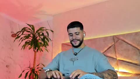 Snapshot of dickgriffith chatting on 09.28.25 Dick Griffith online show from 09.28.25