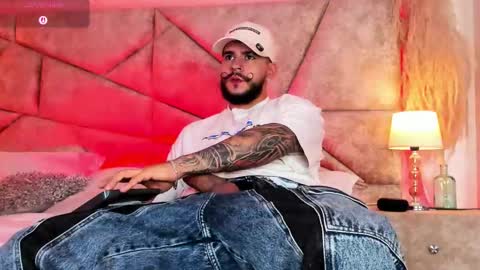 Snapshot of dickgriffith chatting on 11.09.25 Dick Griffith online show from 11.09.25