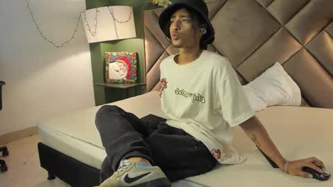 dickie_dicking online show from 12.15.25